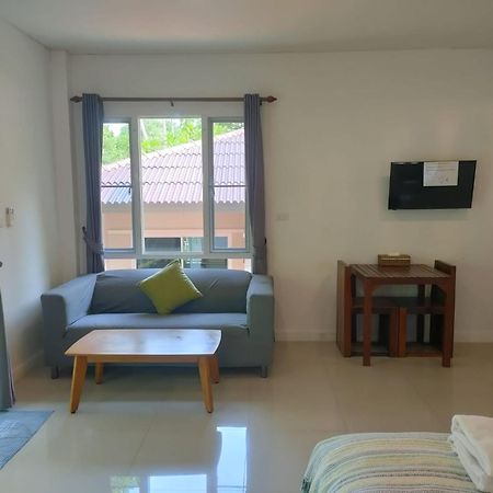 Phangan Akuna Srithanu Ngoại thất bức ảnh