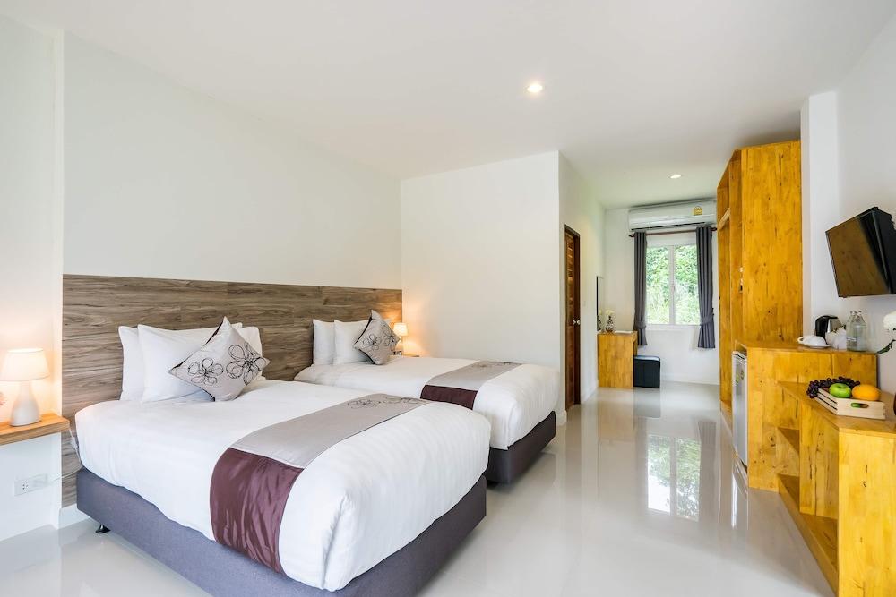 Phangan Akuna Srithanu Ngoại thất bức ảnh