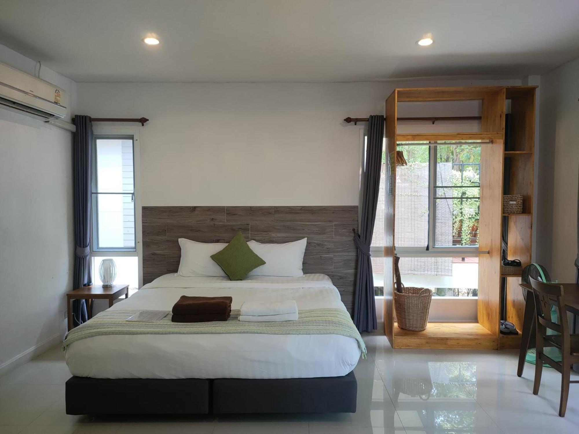 Phangan Akuna Srithanu Ngoại thất bức ảnh